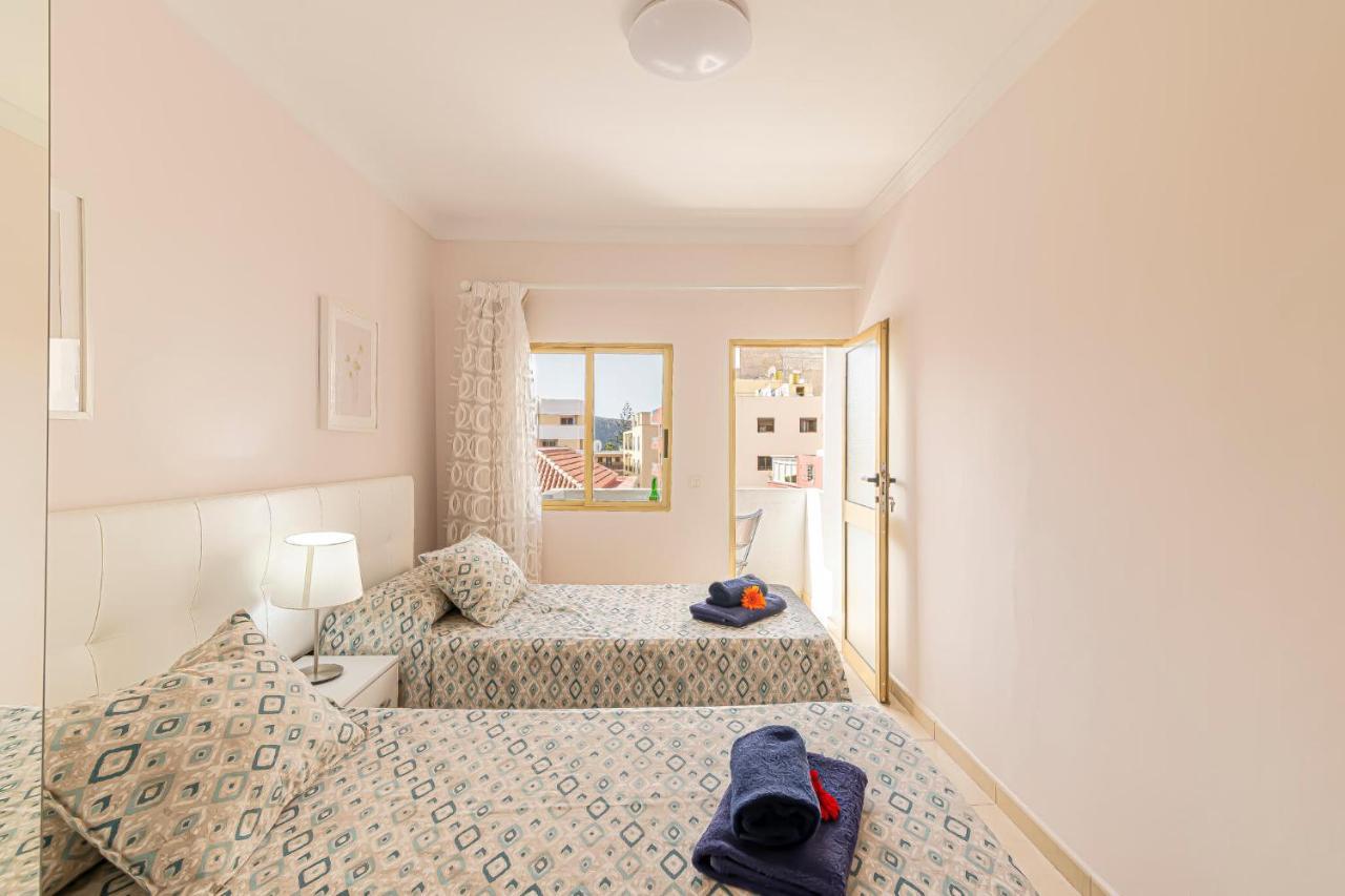 Apartamentos En El Centro De Los Cristianos Arona  Exterior foto