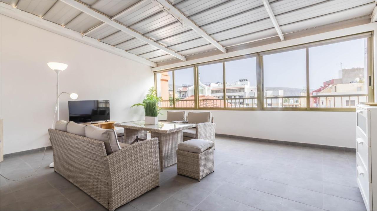 Apartamentos En El Centro De Los Cristianos Arona  Exterior foto